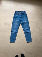 Jeans Hose Bershka Gr. 34 Sachsen - Hoyerswerda Vorschau