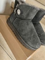 UGG W Mini Bailey Button Bling - Grau - Gr. 40 Rheinland-Pfalz - Maxdorf Vorschau