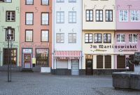 SUCHE Mietwohnung ab 75qm (3-4 Zimmer) in Köln Innenstadt - Köln Altstadt Vorschau