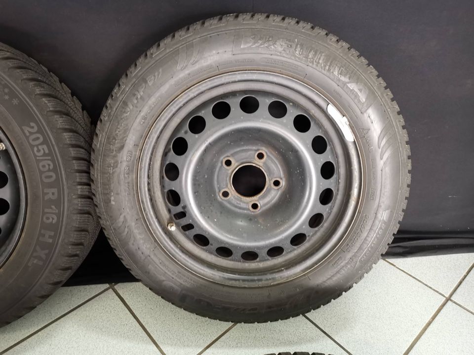 Opel Astra Stahlfelgen Winterreifen 205/60R16 A36 in Burscheid