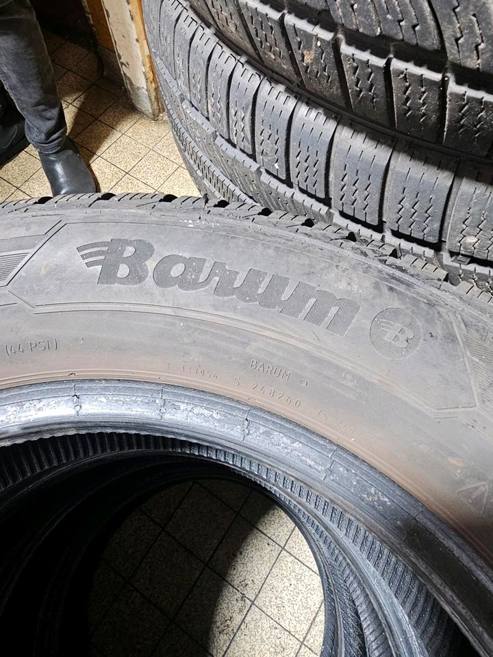 2x 195/65 R15 M+S Winter fast wie Neu in Hamburg