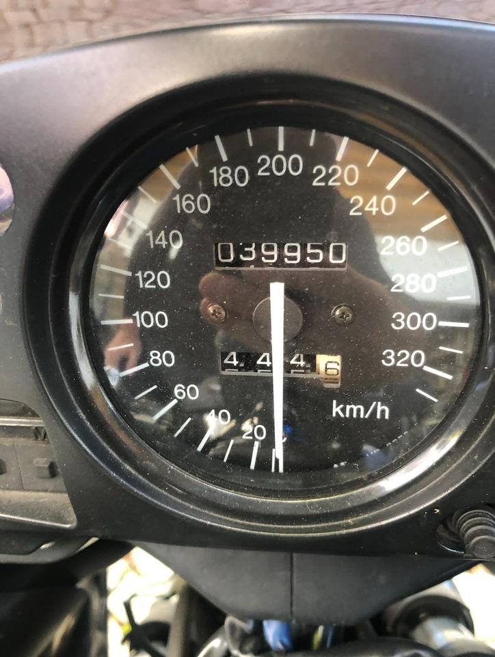 Honda CBR 1100 XX, Blackbird, TÜV,Checkheft, Koffer, Top Zustand in Geratal