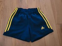 Kurze Hose Sporthose Adidas blau Gr. 128 Bayern - Hallstadt Vorschau