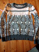Pullover gr. 32/34 Niedersachsen - Schortens Vorschau