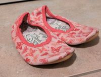 Turnschuhe, Turn-Schlappen, rosa Schmetterlinge, 27 Bayern - Massing Vorschau