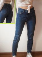 Topshop blaue Mom Karottenjeans highwaist XS W25 Berlin - Neukölln Vorschau