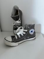 Kinder Sneaker Schuhe Converse All Star Chucks dunkelgrau Gr 31 Berlin - Treptow Vorschau