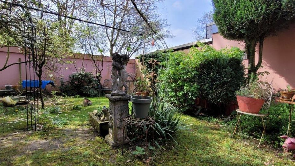 Bequem! Bungalow mit großer Gartenoase und Garage, ruhige, naturnahe Ortsrandlage in Wulfen-Barkenberg in Dorsten