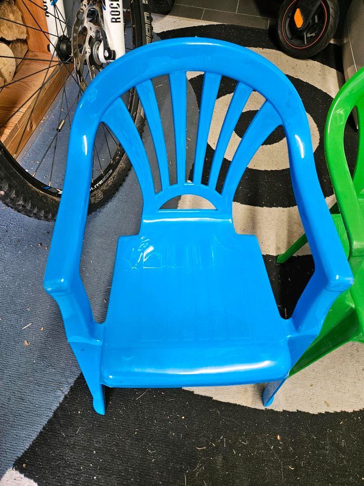 2 Gartenstühle Kinderstühle Plastik in Kaiserslautern