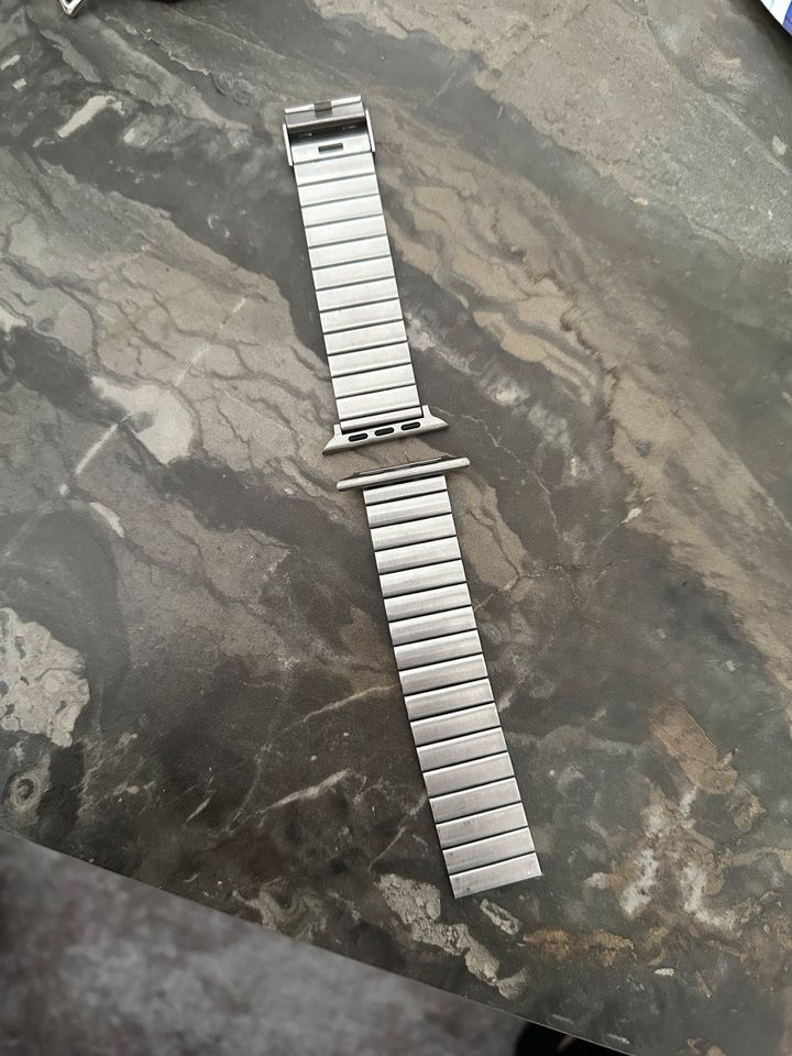 Apple Watch Armbänder in Köngen