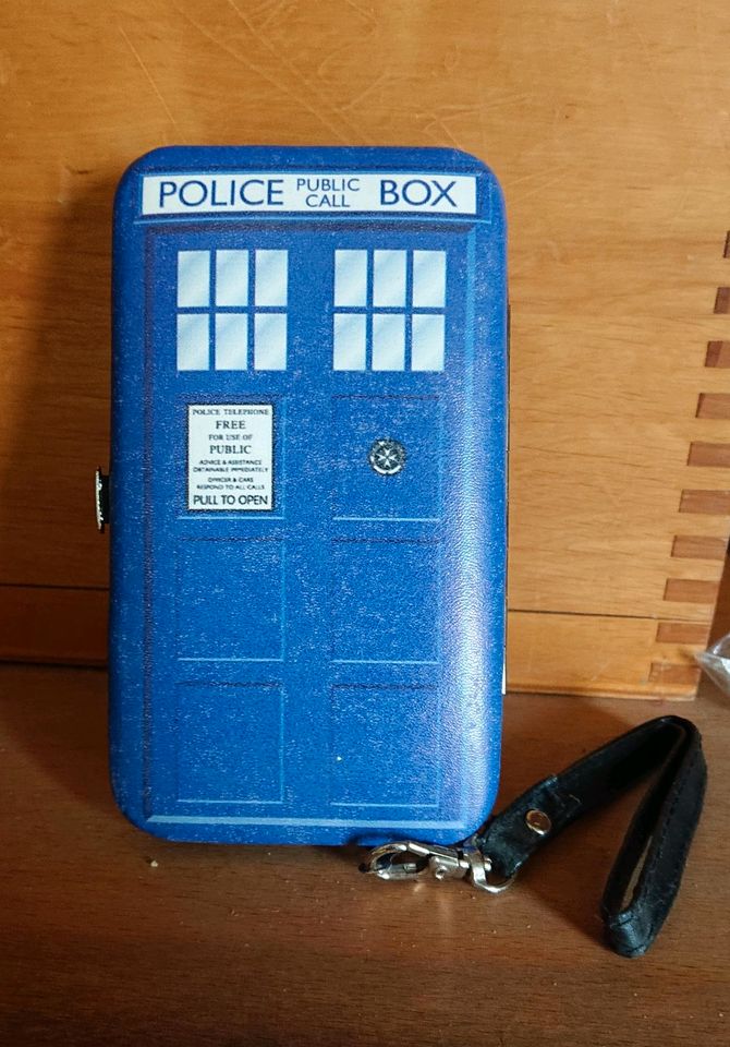 Dr. Who I Phone Wallet 5/55 in Recklinghausen