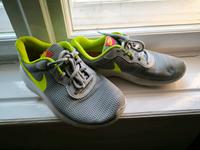 Nike Turnschuhe Laufschuhe gr 37,5 Brandenburg - Luckenwalde Vorschau