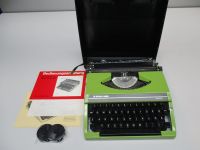 Reise-Schreibmaschine Silver Reed Brillant Perfekt 500 360411 Hessen - Weilrod  Vorschau