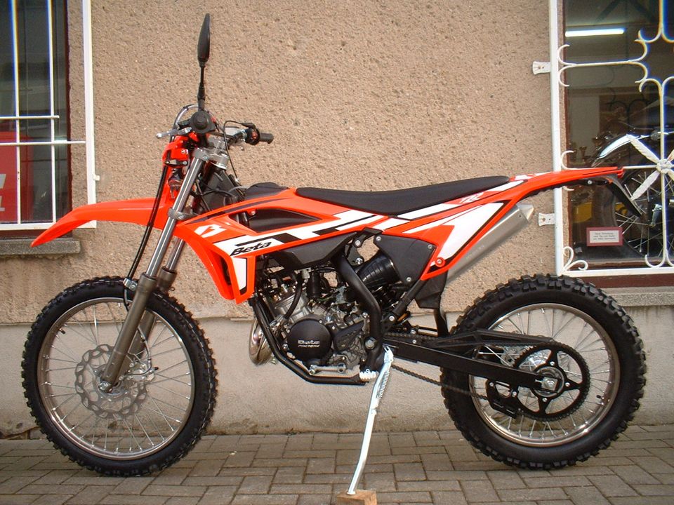 Beta RR 50 2T Enduro Neufahrzeug - in rot am Lager! in Aschersleben