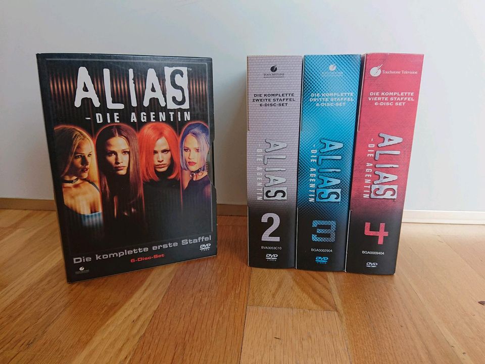 ALIAS Staffel 1-4 DVD in Leipzig