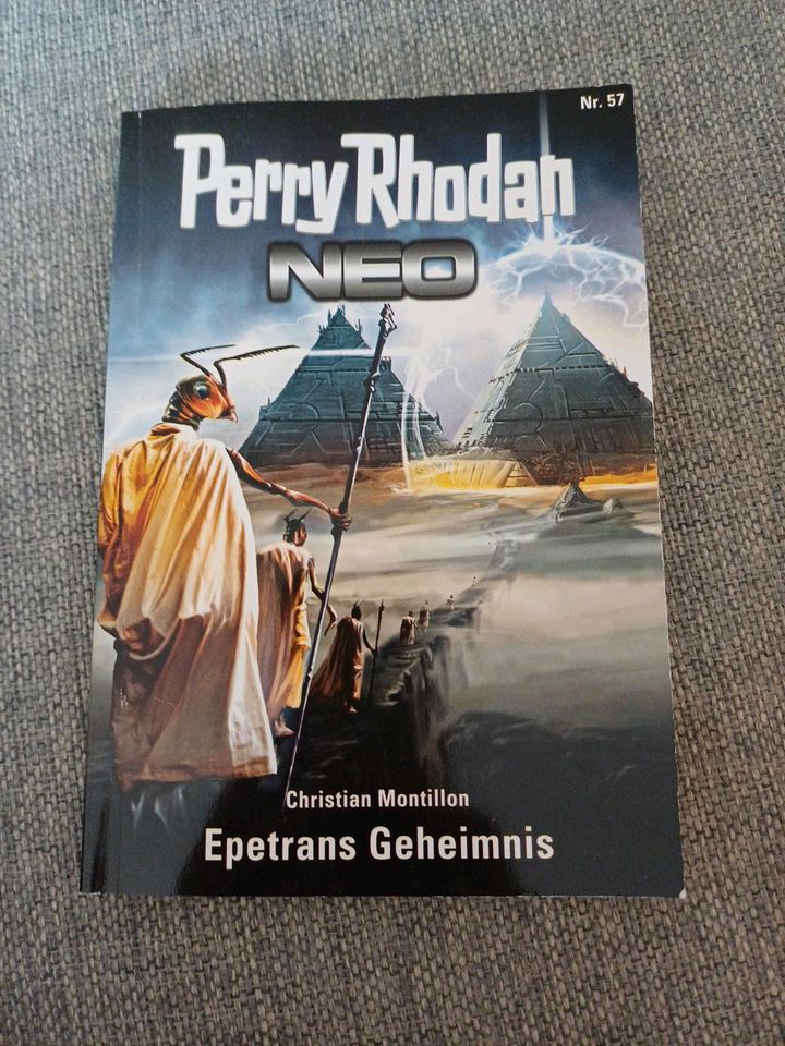 Perry Rhodan NEO " Epetrans Geheimnis " neuwertig in Berlin