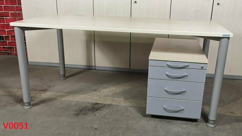 12x Schreibtisch REISS Büromöbel Bürotisch in Brandenburg - Bad Belzig |  Büromöbel gebraucht kaufen | eBay Kleinanzeigen ist jetzt Kleinanzeigen