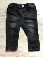 H&M Baby Jeans schwarz Denim Slim fit weich Stretch Gr 74 Nordrhein-Westfalen - Hiddenhausen Vorschau