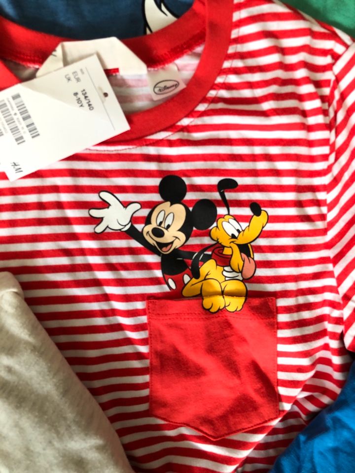 Paket, 8 Teile, Mickey Mouse, Disney, H&M, 134/140, teils neu in Bremen