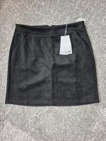 Schwarzer Velvet Minirock / Hailys / Größe M/ Neu mit Etikett Sachsen - Döbeln Vorschau