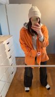 Orangene Vintage Oversized Jacke / Parka München - Maxvorstadt Vorschau