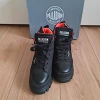 Palladium Boots Schwarz Neu gr 38 Hessen - Bürstadt Vorschau