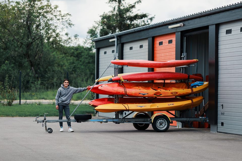 Erste Miete Gratis! 42 m² Garagen & Lagerflächen zur Miete in Delmenhorst