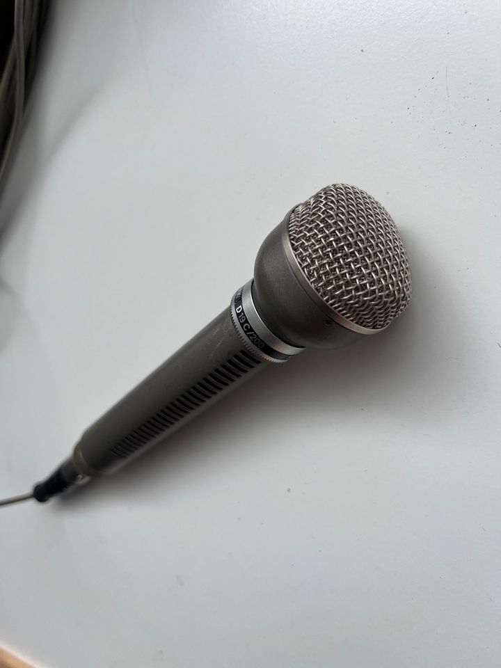 Vintage Mikrofon AKG D19 C/200 in Zülpich