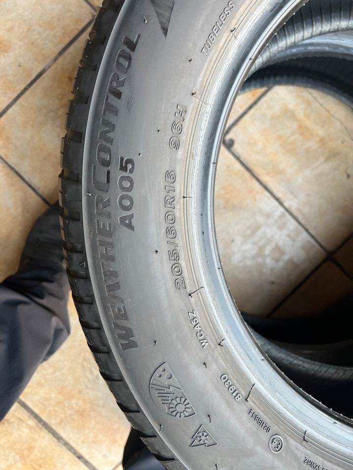 205/60R/16 96H Bridgestone WeatherCobtrol A005 Winterreifen in Aschaffenburg