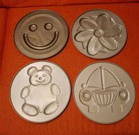 4 Motive für Kuchen / Backform (Teddy, Auto, Smiley, Blume) Nordrhein-Westfalen - Rheinbach Vorschau