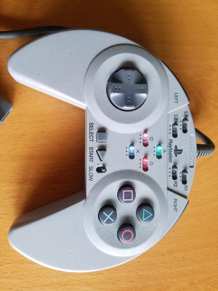 PS 1 Controller / RAR wie Neu! in Hamburg