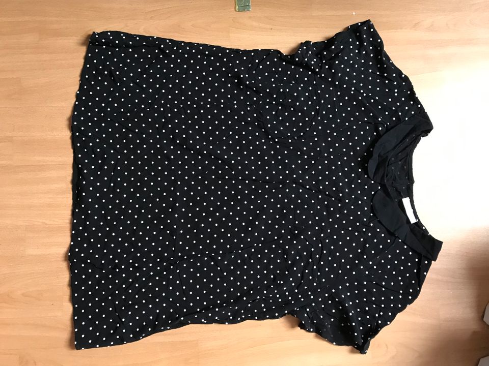 ❤️Schwarzes Top Shirt mit Punkten Größe 44❤️ in Greifswald