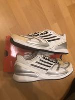 Adidas Adizero feather || Tennis Sportschuhe gr39 1/3 40 1/3. Bayern - Augsburg Vorschau