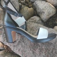 CLARKS Leder Pumps Gr.40/6,5 Brandenburg - Nauen Vorschau