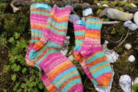 Handgestrickte dicke Wollsocken Opal 6 fach 38/39 und 26/27 Dithmarschen - Burg (Dithmarschen) Vorschau