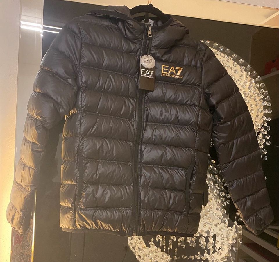 EA7 Emporio Armani Daunenjacke original (inkl Zubehör)Neu in Augsburg