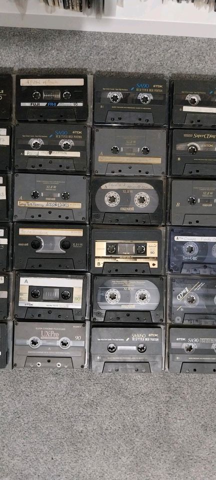 30 Audio Kassetten Typ 2 / Chrome - Maxell TDK Vintsge Tapes in Neunkirchen Siegerland