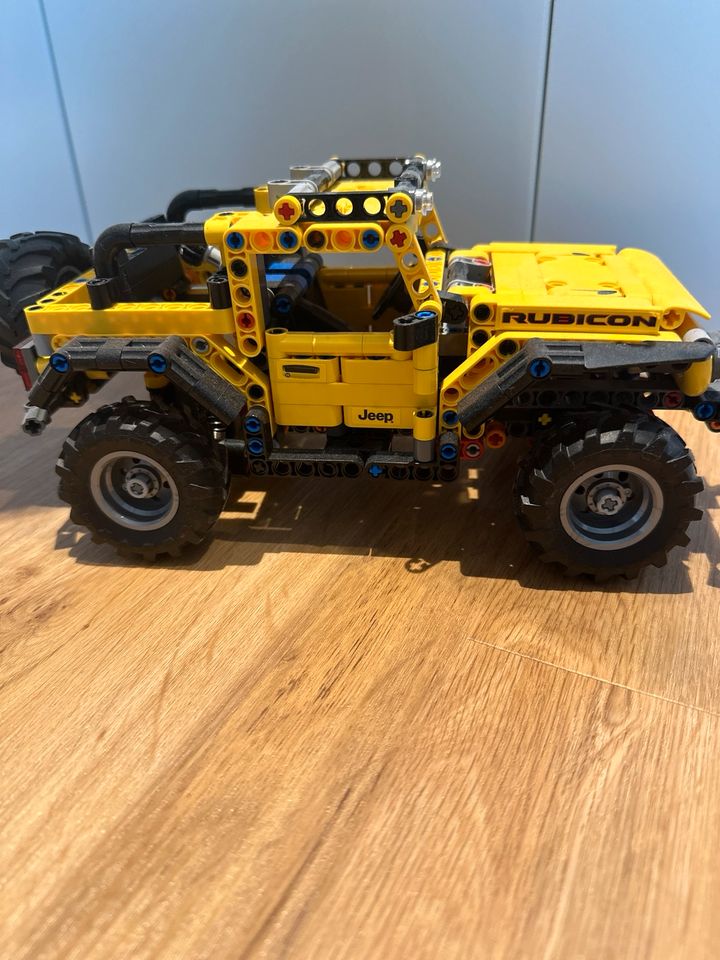 Lego  Technik Jeep Wrangler 42122 in Köln