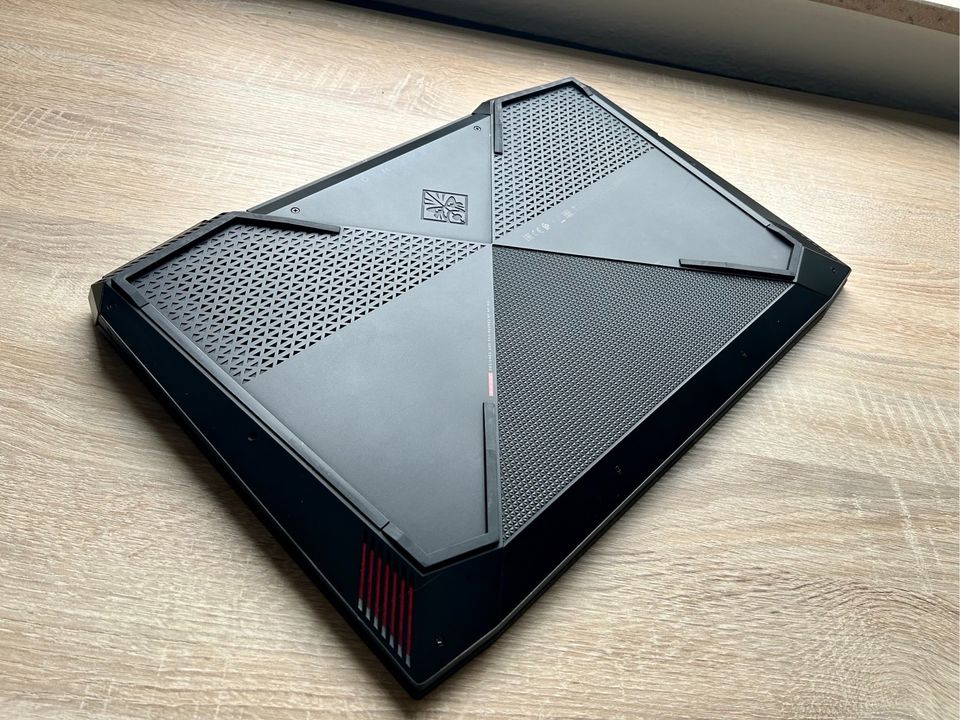 Laptop HP OMEN 15-ce032ng, Core i7, 16GB RAM in Mülheim (Ruhr)