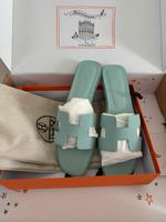 Hermès Oran Sandalen hellblau Gr.42 NEU Fullset (Rechnung etc.) Hessen - Hanau Vorschau