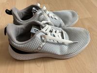Fila Sneaker Turnschuhe Gr. 39 Berlin - Köpenick Vorschau