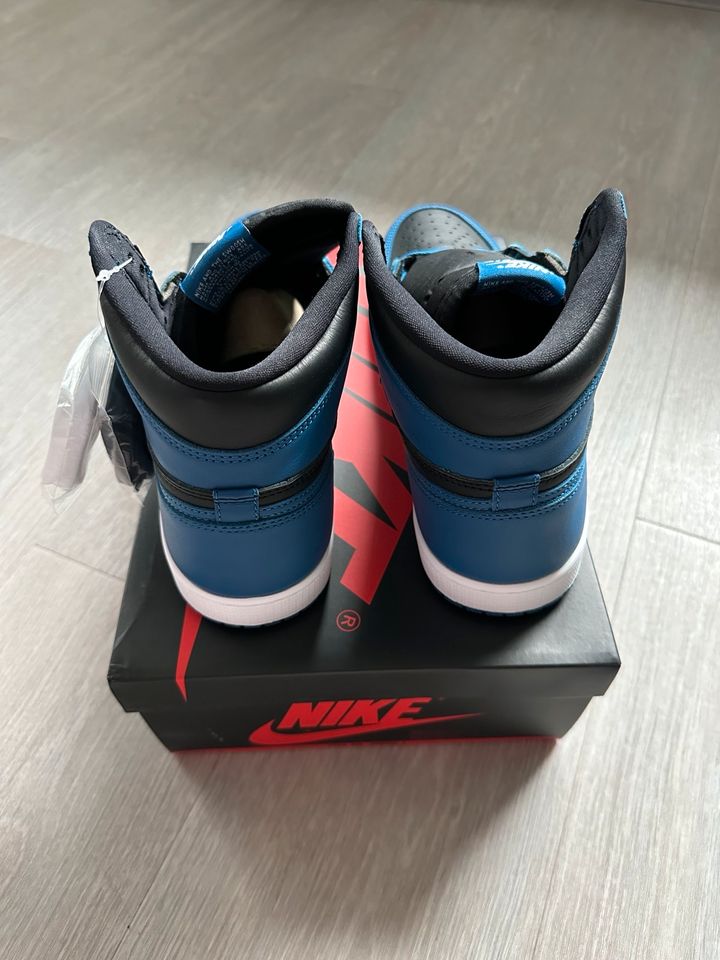 Jordan 1 High Marine Blue in Lichtenfels