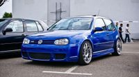 VW Golf 4 R32, Modell 2003, deepblue-perleffekt Rheinland-Pfalz - Römerberg Vorschau