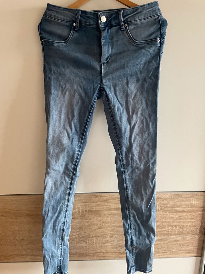 Damen Jeans in Schloß Holte-Stukenbrock