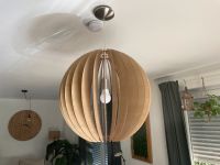 Große, runde Holzlampe für die Decke Hessen - Bad Vilbel Vorschau