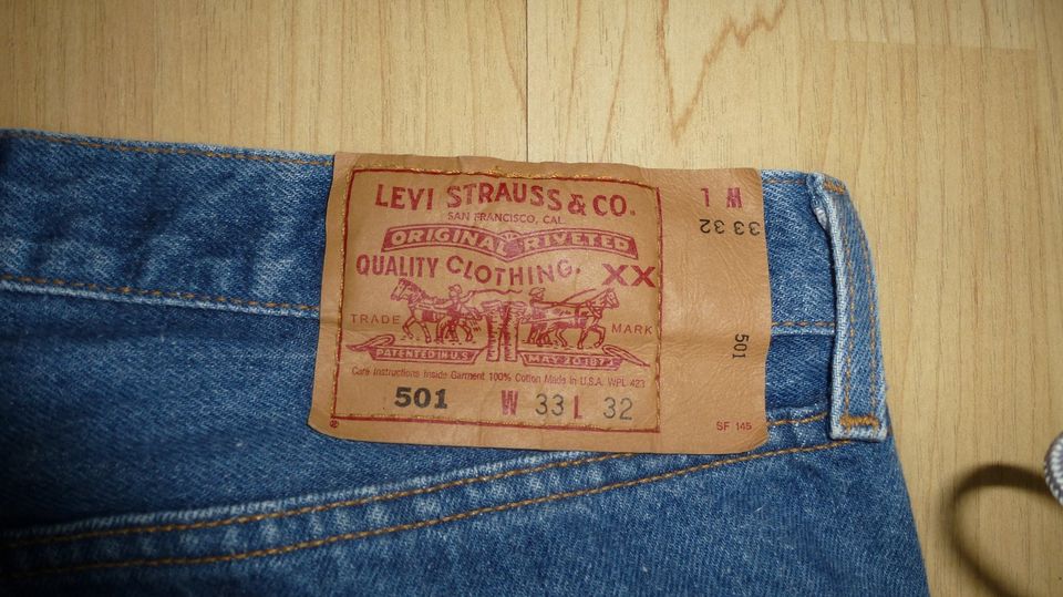 2 x Levis 501 Gr. 32/32 in Düsseldorf