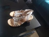 Damen Rieker Schuhe Sandale Sandalette Wedges Riemen Gr.40 Schleswig-Holstein - Raisdorf Vorschau