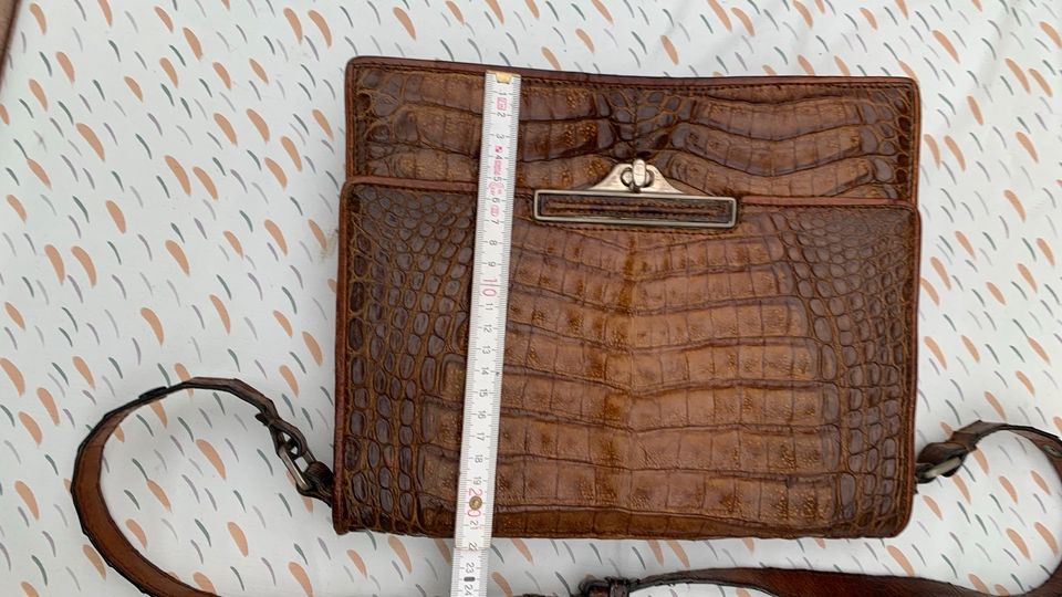 Vintage Jaguar Damen Leder Handtasche in Mühlheim am Main