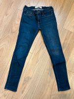 Hollister Jeans Nordrhein-Westfalen - Erndtebrück Vorschau