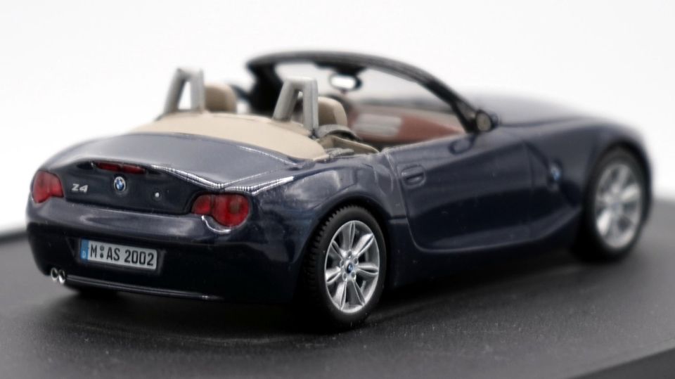 BMW Z4 auf 3620 limitiertes Sale Away Modell After Sales Cup 2002 in Gefrees